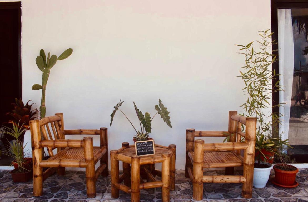 The Hangover Hostel Moalboal Εξωτερικό φωτογραφία